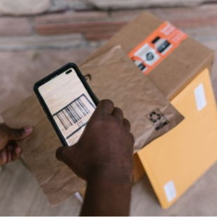 Top Features Every Shipment Tracking Platform Should Offer